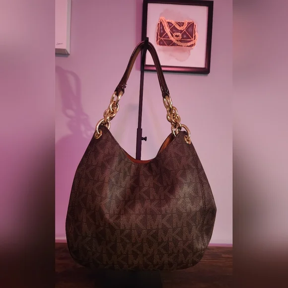 Michael Kors Brown Shoulder Bag.  EUC - Picture 3 of 13